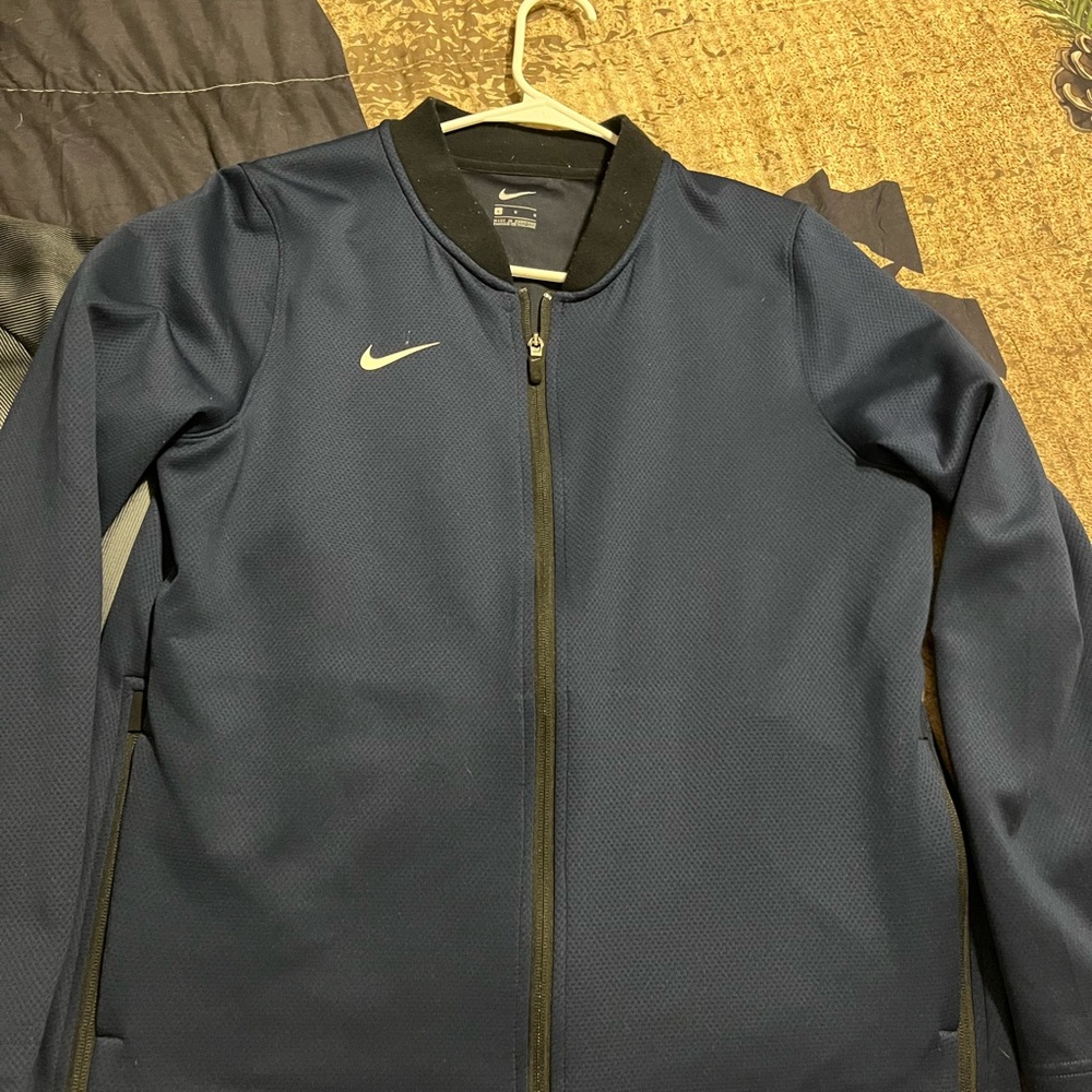 EUC NIKE JACLET & TSHIRT SIZE L/M - Picture 11 of 11